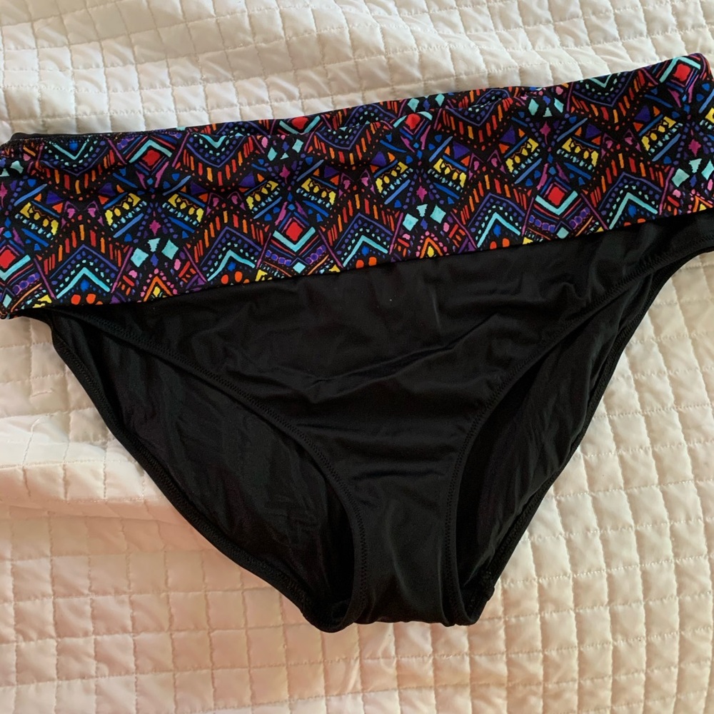 Matching Tops 3 different sizes- see my closet!